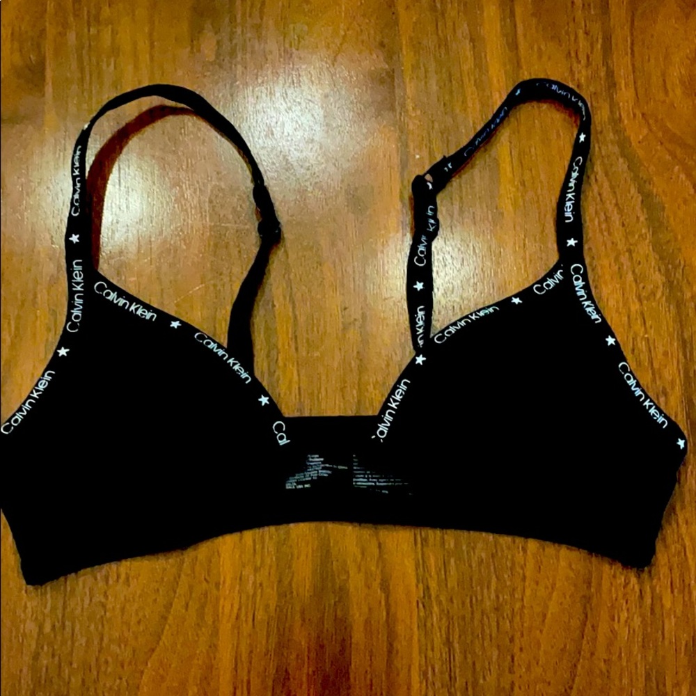 Calvin Klein black front clip bra 34A